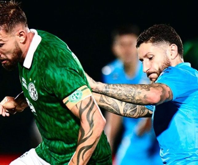 Guarani marca no último lance e arranca empate com o Santos