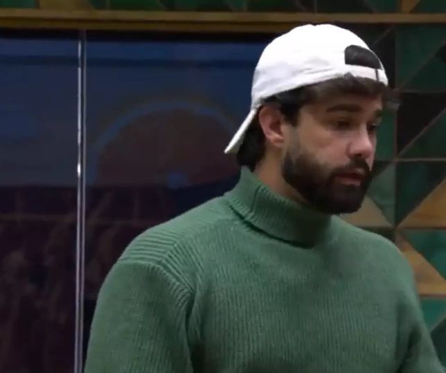 BBB26: Paulo Augusto é expulso do programa após agressão durante corrida para atender o Big Fone