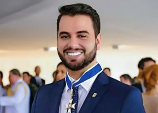 Prisão de Filipe Martins acontece após denúncia enviada ao STF por e-mail