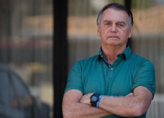 Mesmo após várias cirurgias, Bolsonaro tem pedido de prisão domiciliar negado