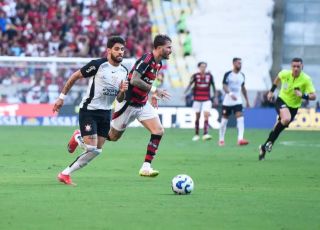 Flamengo x Corinthians quem leva vantagem em decisões, na Supercopa