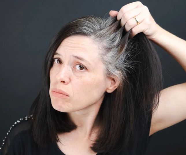 Receitas caseiras com vinagre e bicarbonato podem prejudicar cabelos grisalhos, alertam especialistas