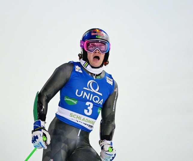 Lucas Braathen troca a Noruega pelo Brasil e leva identidade própria às pistas de esqui