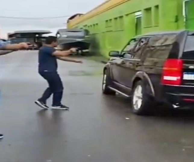 Operação Eldorado apreende 153 quilos de maconha skunk, avaliados em R$ 3 milhões, no bairro de São Raimundo, Zona Oeste de Manaus. VEJA VÍDEO