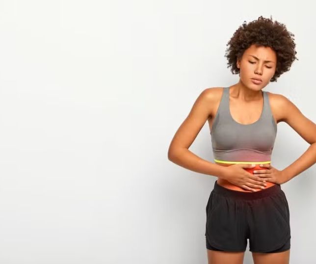 SOFRE COM GASES? Veja 5 movimentos simples que ajudam a aliviar o desconforto abdominal de forma natural