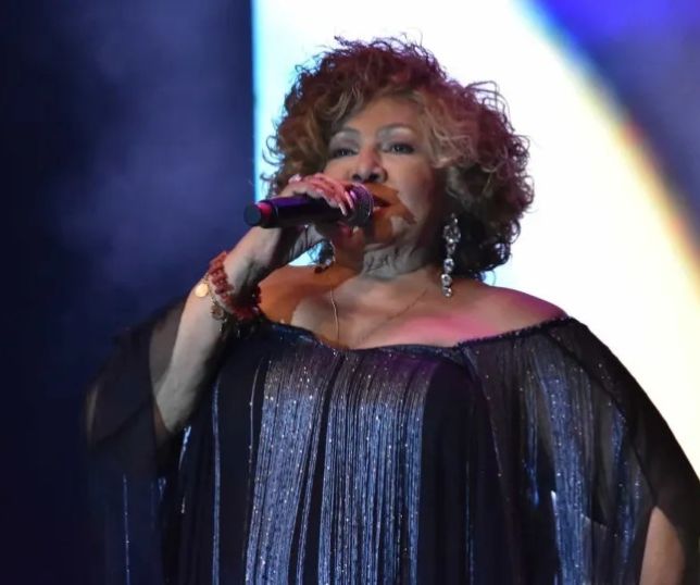 Tem que respeitar, diz Alcione em defesa do STF no Carnaval