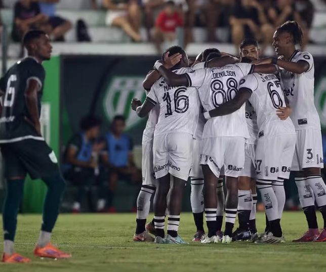 Botafogo vence Boavista por 2 a 0 e dá fôlego antes da Libertadores