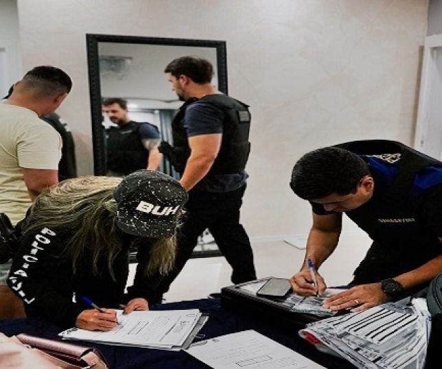 Operação Negócio Turvo prende integrantes de organização criminosa que aplicou golpes de mais de R$ 75 milhões no Amazonas e no Rio de Janeiro. VEJA VÍDEOS