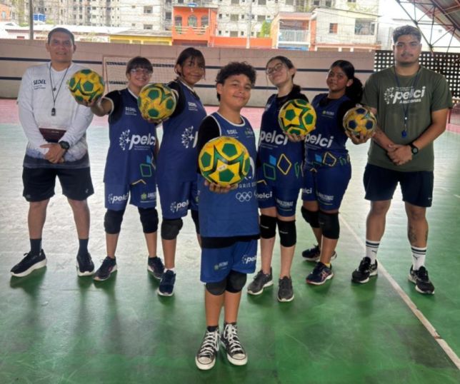 Governo do Amazonas abre vagas para novas turmas de handebol na Vila Olímpica de Manaus