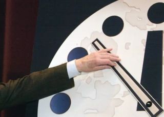Apocalipse? Relógio do Juízo Final chega a 85 segundos da meia-noite e atinge marca inédita