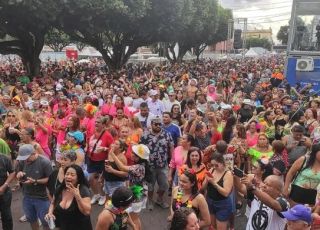 Blocos de Carnaval agitam Manaus com programação neste sábado e domingo