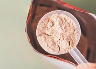 Anvisa determina retirada de suplementos e energéticos irregulares do mercado