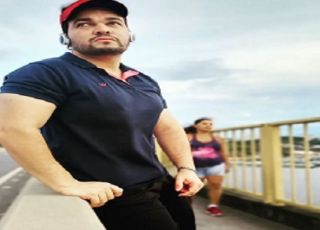 Corpo da terceira vítima do naufrágio, encontrado nesta segunda-feira pelos bombeiros, é do cantor gospel Fernando Grandez