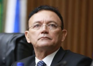 Tribunal de Contas do Estado do Amazonas multa prefeito de Humaitá em R$ 15 mil por contratação irregular sem licitação