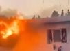 Incêndio durante protesto expõe tensão na principal universidade do Senegal. VEJA VÍDEO