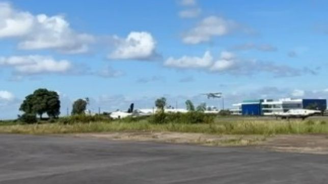 IMAGENS FORTES! VÍDEO MOSTRA MOMENTO EM QUE AVIÃO CAI APÓS DECOLAGEM DEIXADO DUAS PESSOAS MORTAS EM MANAUS. VEJA