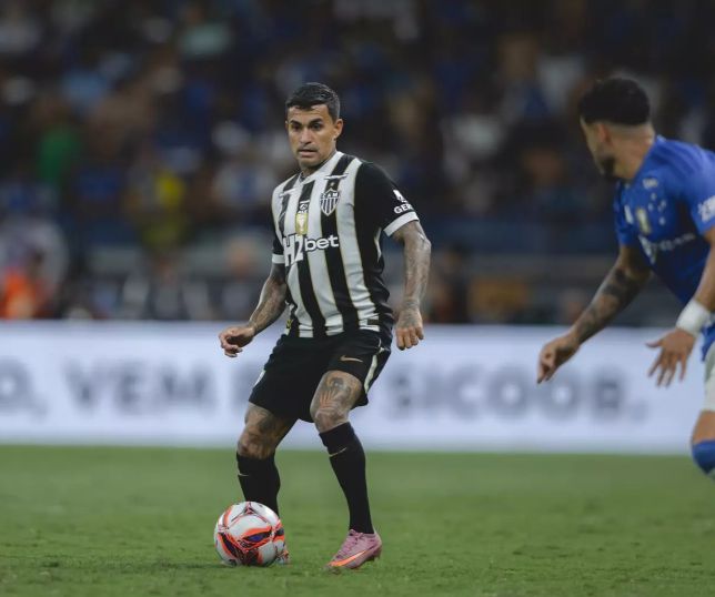 Dudu se manifesta após influenciadora expor 'trisal' e pede desculpas à esposa 