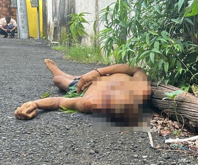 IMAGENS FORTES! Homem é encontrado morto por moradores de beco no bairro Coroado, Zona Leste de Manaus. VEJA VÍDEOS