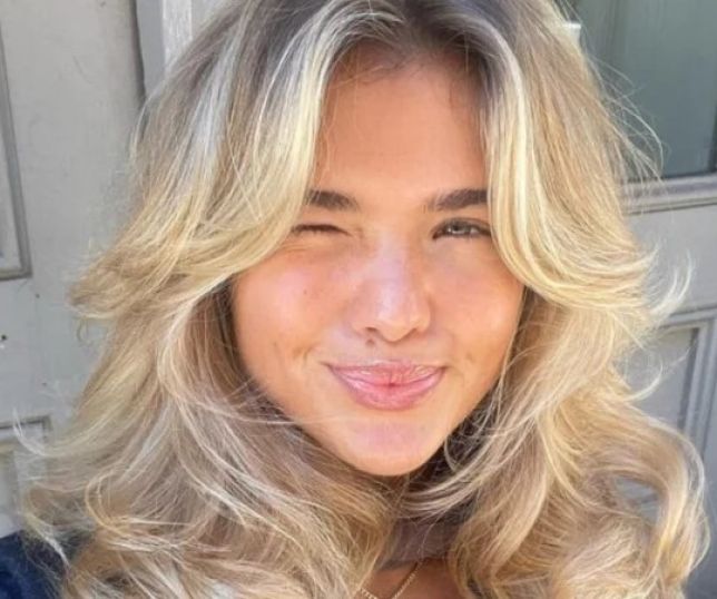 Corte butterfly e tons de pêssego: conheça as principais tendências de visual que prometem dominar os salões em 2026