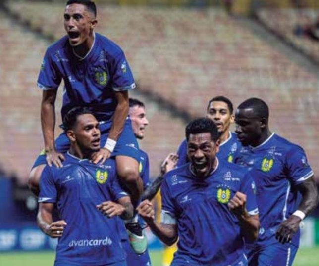 Nacional e Parintins decidem o segundo turno do Barezão na Arena da Amazônia