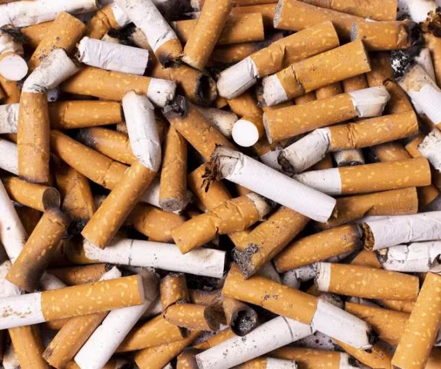 Bitucas de cigarro: o lixo mais comum do planeta e seus riscos à saúde e ao meio ambiente