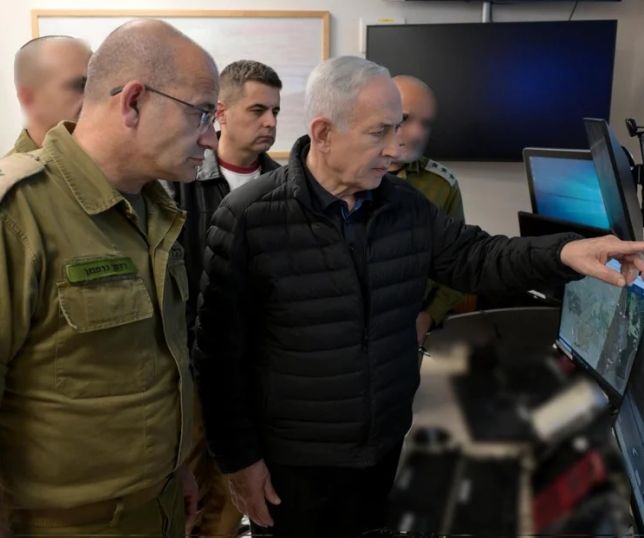 Mísseis do Irã atingem cidades em Israel e deixam mais de 100 feridos