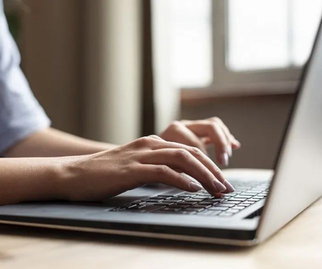 Lupo abre 5 mil vagas em curso grátis de Inteligência Artificial e promete certificado e chance de emprego