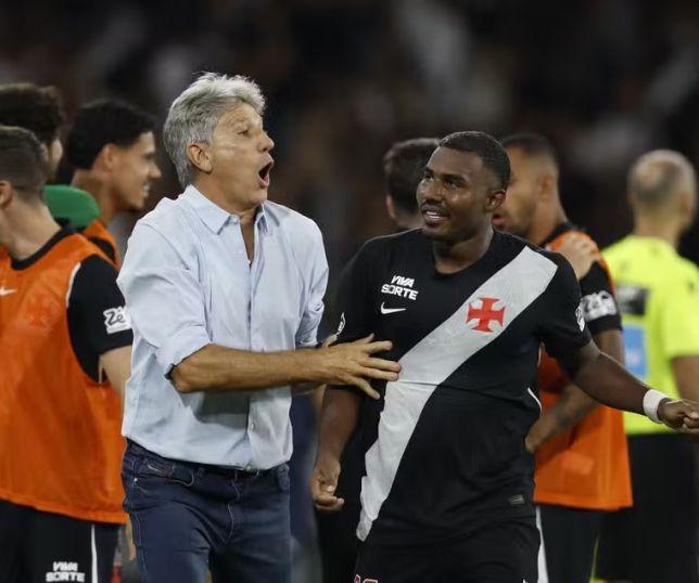 Vasco descobre a dupla improvável que manda bem e surpreende até o Grêmio