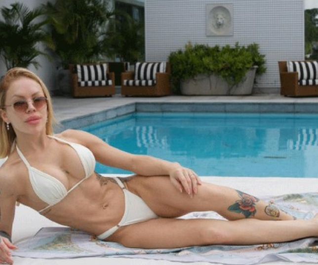 Após fraturar costelas para ter cintura mais fina, influencer expõe críticas por magreza