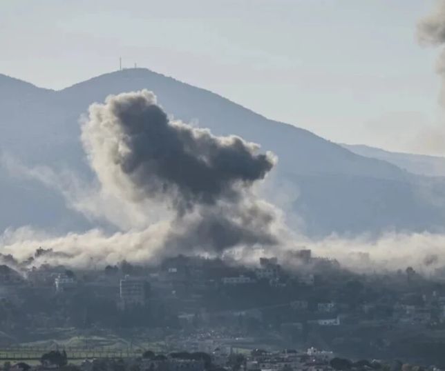 Israel volta a bombardear Teerã e guerra com Irã se intensifica com ataques em vários países