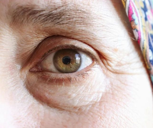 Oftalmologista esclarece que a visão pode piorar após os 40