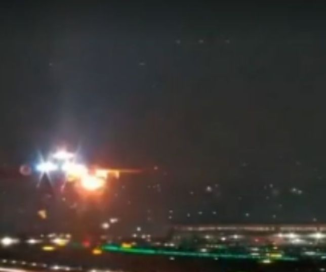 Avião da Delta faz pouso de emergência em Guarulhos após explosão de motor. VEJA VÍDEO
