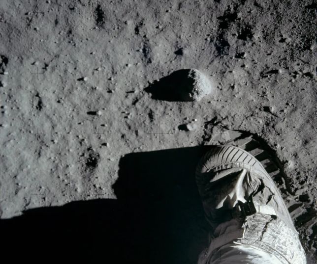 Um em cada três brasileiros acha que ida do homem à lua é mentira