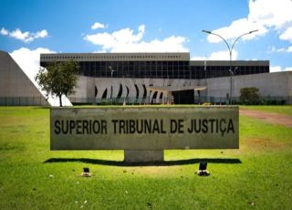 Superior Tribunal de Justiça confirma indenização a pescadores afetados por hidrelétricas no Rio Madeira