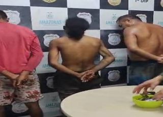 Batalhão Ambiental recebe denúncia e prende três criminosos com armas e drogas no porto de Manaus, Zona Sul. VEJA VÍDEOS E REPORTAGEM DO 'PORTAL DO ZACARIAS' AO VIVO