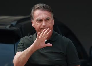 STF forma maioria para manter Bolsonaro preso e nega pedido de prisão domiciliar