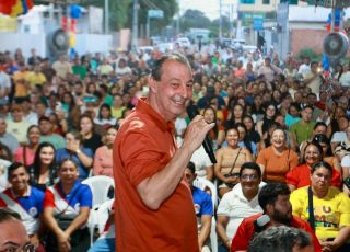 Omar Aziz dispara na frente e lidera todos os cenários na corrida pelo Governo do Amazonas