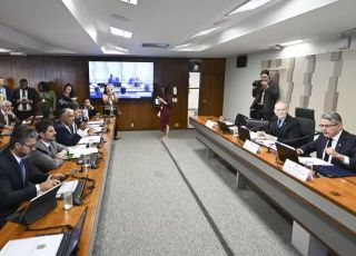 CPI do crime organizado convoca ex-noiva de Daniel Vorcaro e rejeita Valdemar Costa Neto