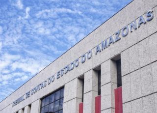 TCE-AM terá 95 processos em julgamento na sessão desta terça-feira (24)