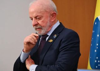 Lula vê risco eleitoral e discute com ministros reação política a caso Master e endividamento das famílias