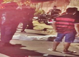 IMAGEM FORTE! Homem morre na hora e três pessoas ficam gravemente feridas em colisão de motocicletas no município de Itacoatiara, Região Metropolitana de Manaus