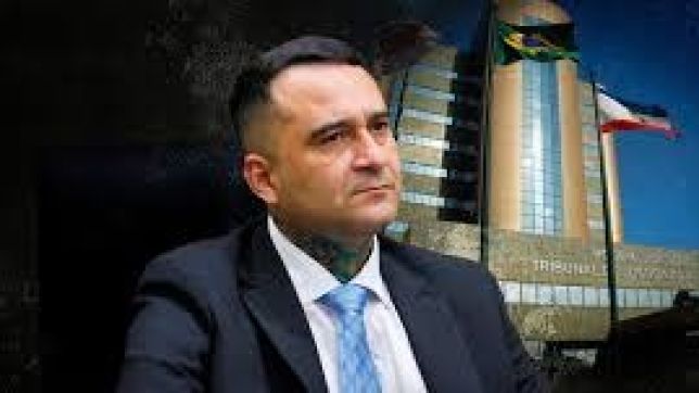 'SEGREDOS DE BASTIDORES': TRIBUNAL DE JUSTIÇA REABRE CASO, E SARGENTO SALAZAR ENTRA EM ZONA DE TURBULÊNCIA POLÍTICA