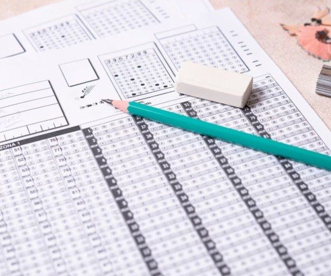 IBGE reduz número de vagas em seleção temporária e prevê edital para maio