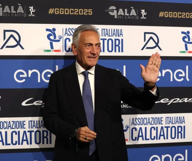 Presidente do futebol italiano renuncia após nova eliminação da seleção da Copa