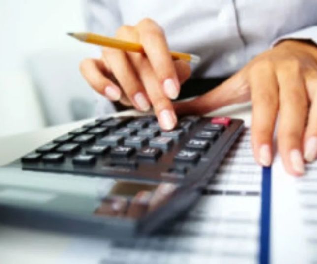 Endividamento das famílias brasileiras sobe e bate novo recorde histórico de 80,4%