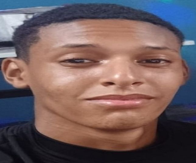 Deops divulga imagem de jovem que está desaparecido há 13 dias em Manaus. VEJA REPORTAGEM DO 'PORTAL DO ZACARIAS' AO VIVO