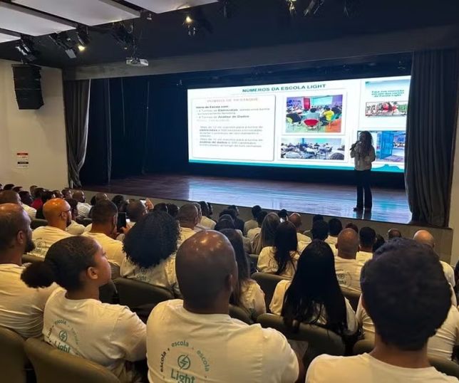 Escola Light abre 180 vagas em programa gratuito de qualificação para pessoas com deficiência