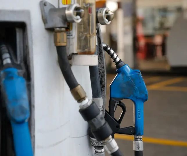 Diesel tem primeira queda após guerra no Oriente Médio, mas preço ainda segue alto