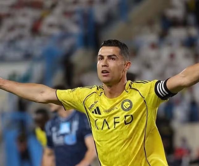 Cristiano Ronaldo chega a 969 gols e fica cada vez mais perto da marca histórica de 1.000