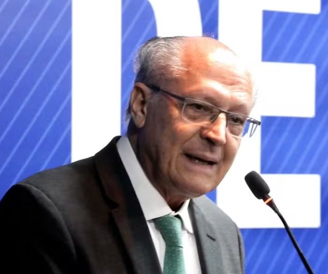 Alckmin diz que 26 estados aceitam a proposta de subvenção ao diesel importado